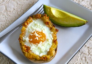 Baked Idaho® Potato with Fried Egg