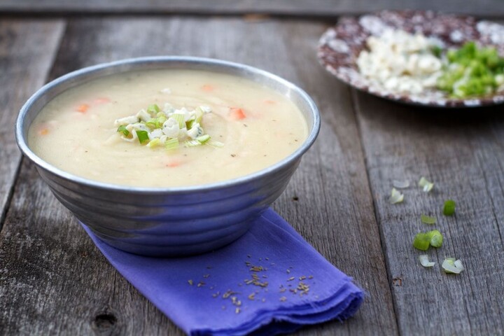 Creamy Idaho® Potato and White Bean Soup 