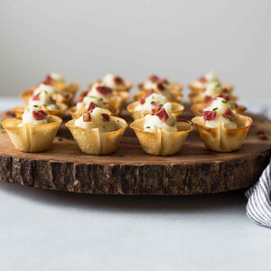 Wonton Cups with Mashed Potatoes, Bacon and Chives