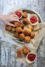 Easy to Make Vegetable and Potato Nuggets