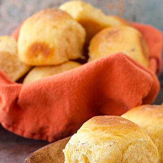 Easy Cheesy Potato Rolls with Idahoan Potatoes