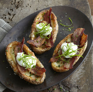 NEED APPETIZER INSPIRATION? KEEP IDAHO® POTATO SKINS AT THE READY