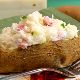 Jalapeño-Ham Stuffed Potatoes 
