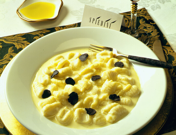 Gnocchi con Fontina e Tartufo Idaho® Potato Dumplings with Pontina Cheese & Truffle 