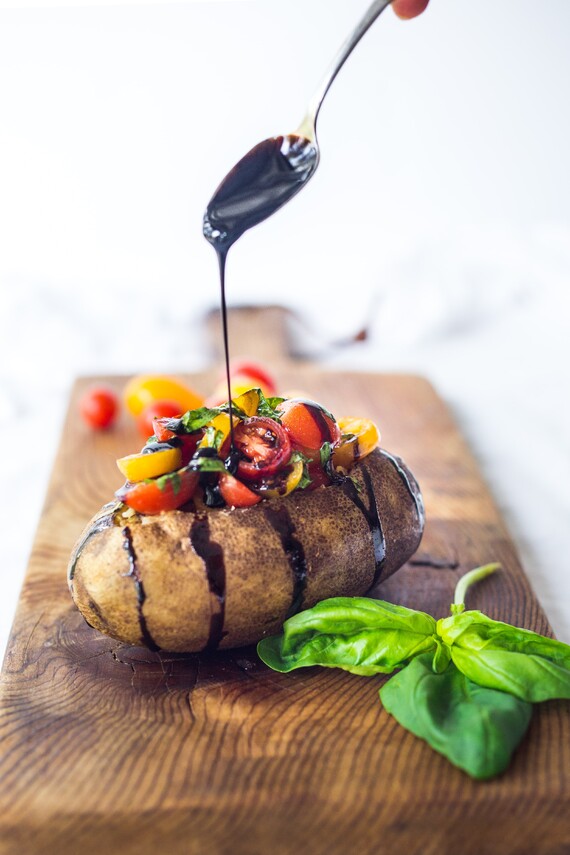 Baked Potato with Tomato-Basil Relish and Balsamic Drizzle 