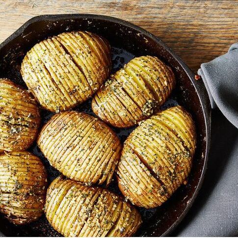 Hasselback Idaho® Potato Skillet Bake