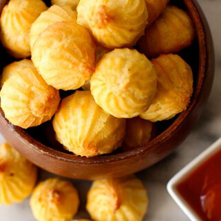 Potato-Cheese Puffs