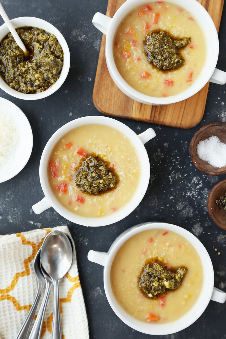 Idahoan® Roasted Garlic and Parmesan Potato Soup with Peppers, Carrots and Pesto