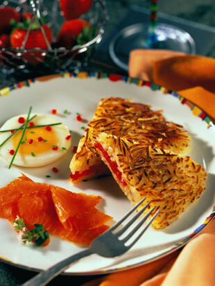 Papa de Idaho® estillo Hashbrown con Jitomate y Cebolla