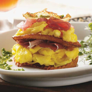 Idaho® Potato Eggs Napoleon with Prosciutto and Arugula Pesto