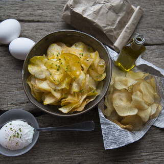 Idaho Potato Crisps with Egg & Truffle Oil