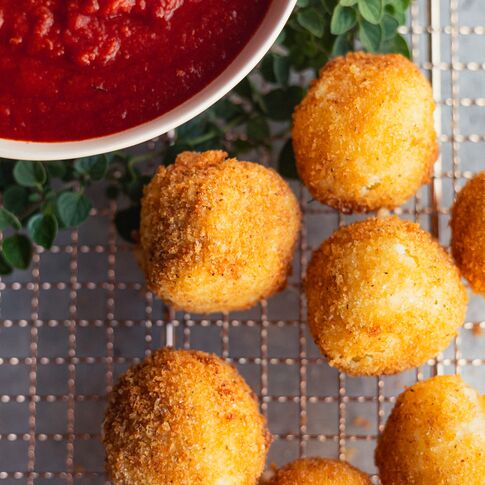 Mozzarella and Potato Croquettes 