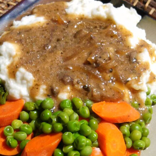Vegan Mashed Idaho® Potatoes With Vegan Mushroom & Onion Gravy