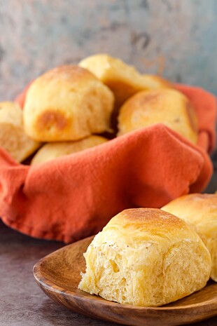 Easy Cheesy Potato Rolls with Idahoan Potatoes