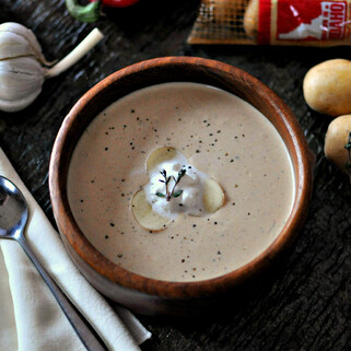 Roasted Garlic and Idaho® Potato Soup