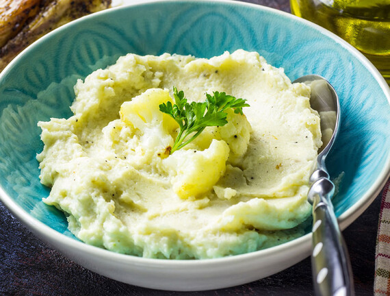 Easy Half-Mashed Potatoes With Cauliflower