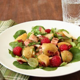 Idaho® Potato and Grilled Chicken Salad with Raspberries Gluten Free