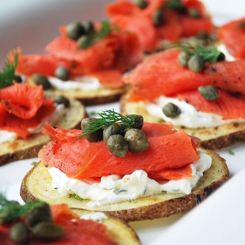 Yogurt & Chive Potato Rounds with Smoked Salmon & Capers