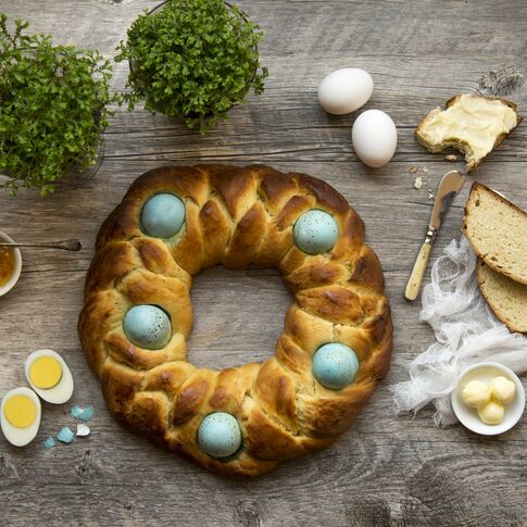 Easter-Worthy Portuguese Potato Sweet Bread 