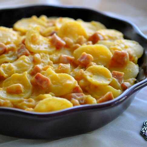 Easy Ham and Cheese Potato Gratin
