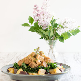 Tempeh, Idaho® Potato and Kale Bowl 